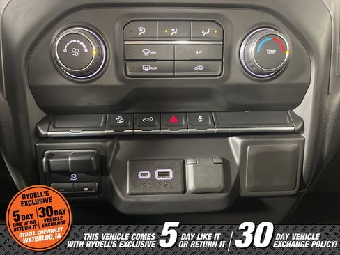 Used 2021 Chevrolet Silverado 1500 Custom Trail Boss w/ LPO, Dark Essentials Package image 32