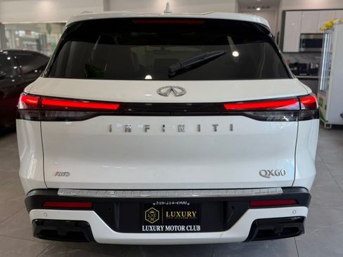 Used 2023 INFINITI QX60 Luxe w/ Vision Package AWD/4WD image 6