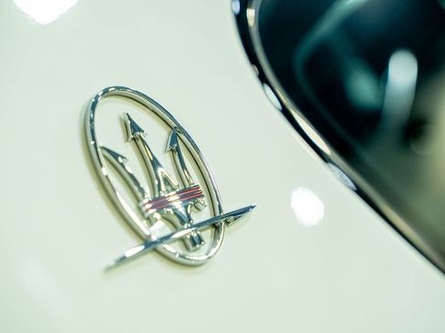 Used 2014 Maserati GranTurismo Sport RWD image 37