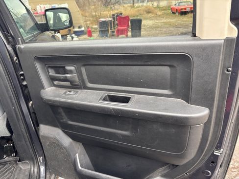 Used 2017 RAM 1500 Express image 21