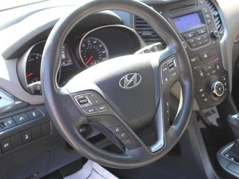 Used 2016 Hyundai Santa Fe Sport image 14