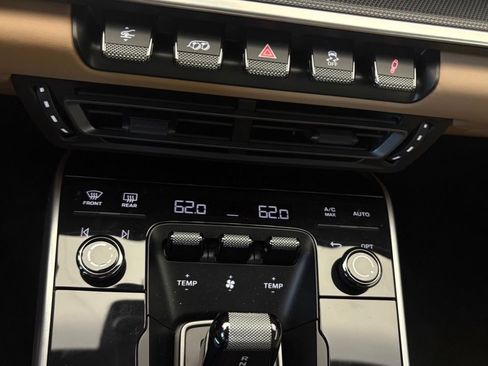 Certified 2024 Porsche 911 Turbo AWD/4WD image 15