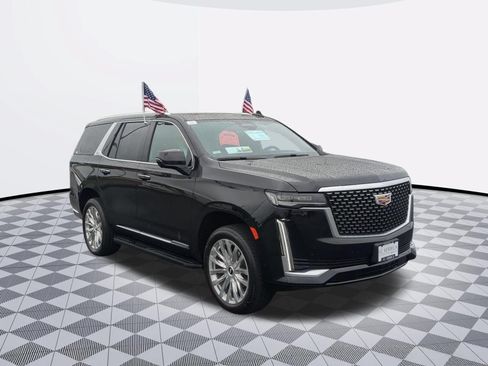 Certified 2023 Cadillac Escalade Premium Luxury w/ LPO, Floor Liner Package AWD/4WD image 2