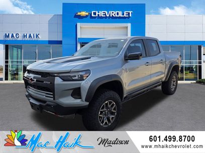 Used 2025 Chevrolet Colorado ZR2 w/ Technology Package