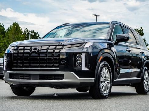 Used 2025 Hyundai Palisade SEL FWD image 8