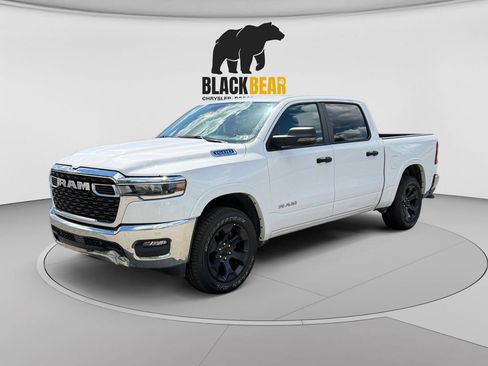 Used 2025 RAM 1500 Big Horn AWD/4WD image 7