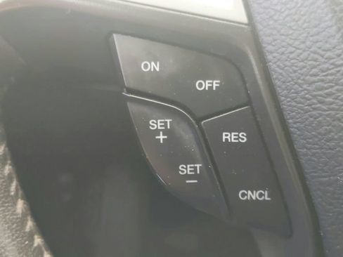 Used 2014 Ford Fusion SE w/ Equipment Group 202A FWD image 22