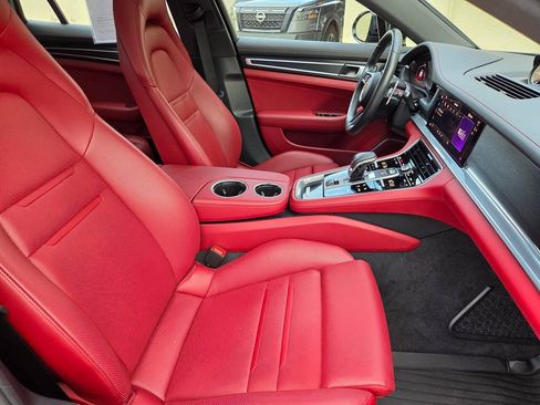 Used 2023 Porsche Panamera Platinum Edition RWD image 10