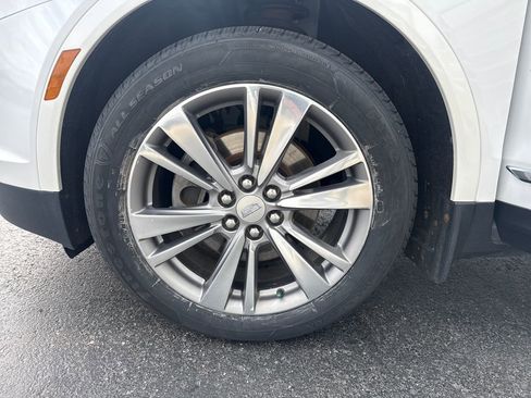 Certified 2020 Cadillac XT5 Premium Luxury AWD/4WD image 32