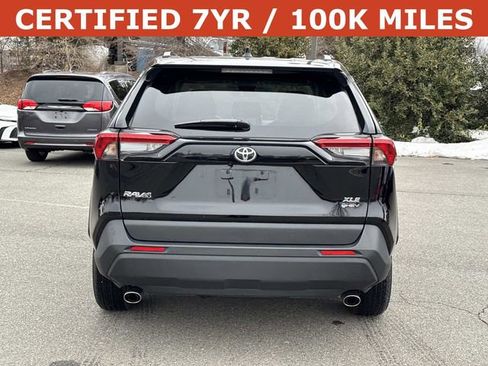 Used 2025 Toyota RAV4 XLE image 3