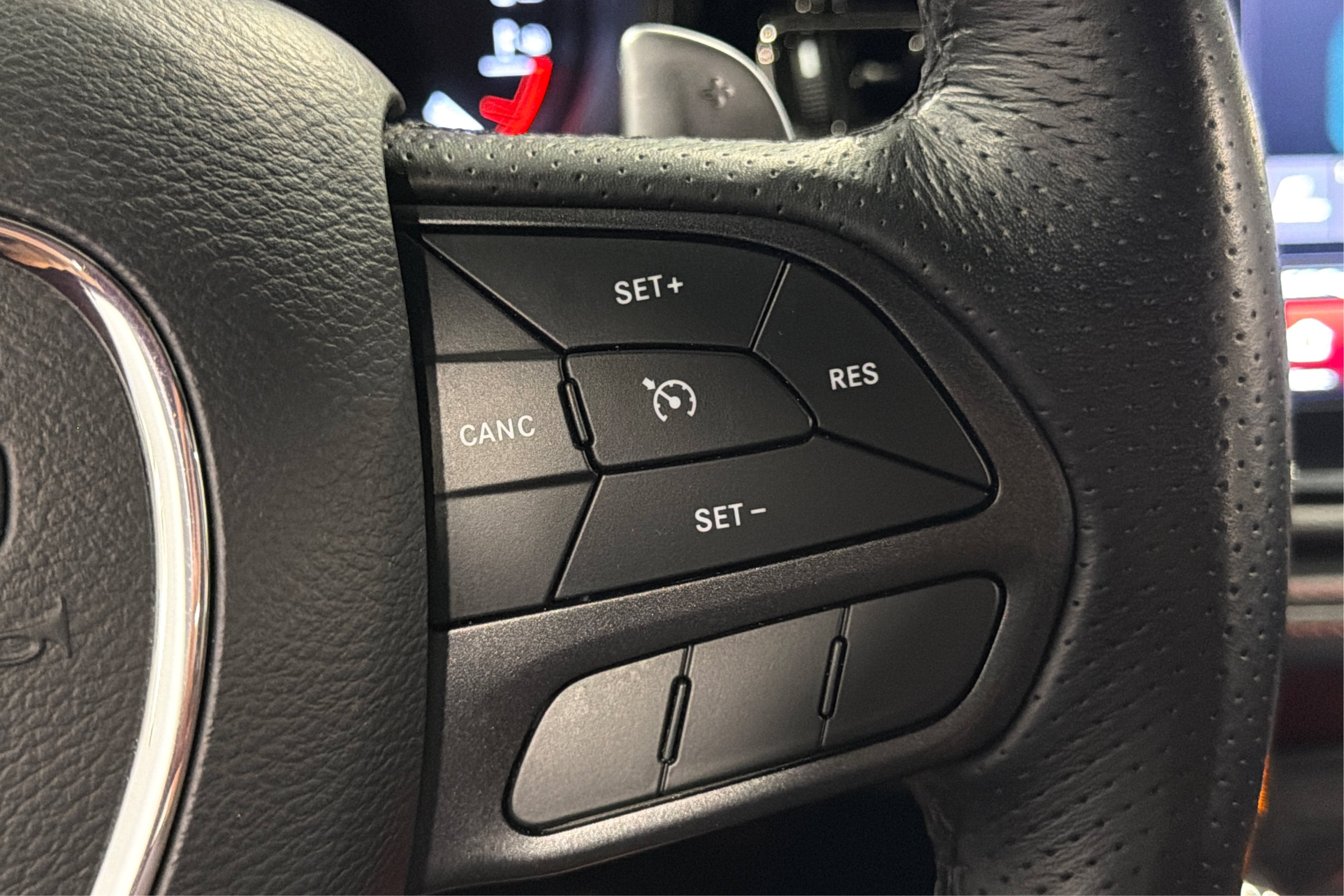 Used 2025 Dodge Durango GT AWD/4WD image 24