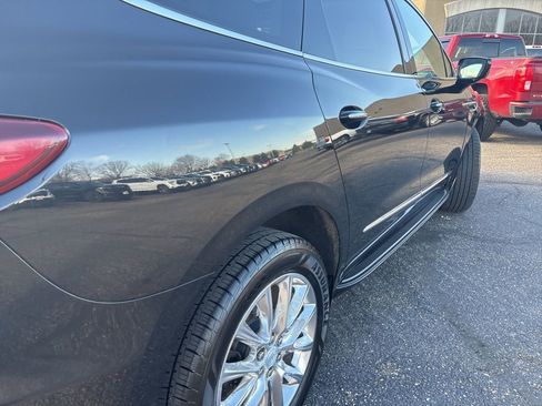 Used 2018 Buick Enclave Premium w/ Experience Buick Package image 7