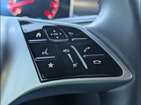 Used 2024 Mercedes-Benz GLC 300 image 15