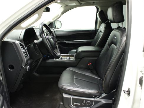 Used 2021 Ford Expedition Max Platinum image 18