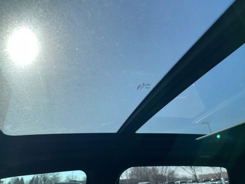 Used 2022 RAM 1500 Limited w/ Body Color Bumper Group image 6