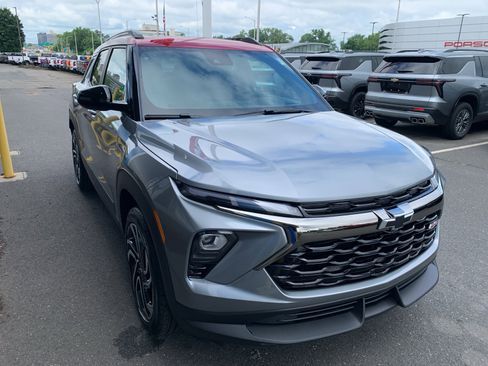 New 2026 Chevrolet TrailBlazer RS w/ Convenience Package image 3