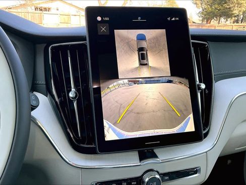 New 2026 Volvo XC60 T8 Ultra w/ Protection Package Premier image 20