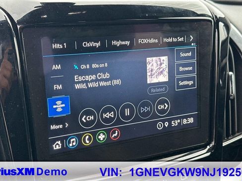 Used 2022 Chevrolet Traverse LT w/ LPO, Black Accent Package image 29