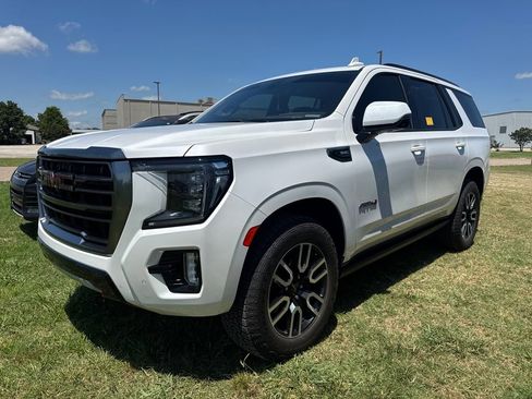 Used 2021 GMC Yukon AT4 w/ AT4 Premium Package AWD/4WD image 1