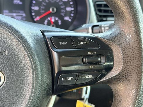 Used 2019 Kia Rio S image 15