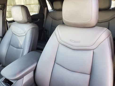 Certified 2024 Cadillac XT5 Premium Luxury w/ LPO, Floor Liner Package image 40