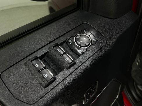 Used 2019 Ford F150 Lariat w/ Equipment Group 502A Luxury AWD/4WD image 16
