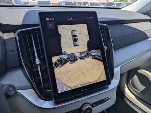 New 2026 Volvo XC90 T8 Ultra w/ Protection Package AWD/4WD image 8