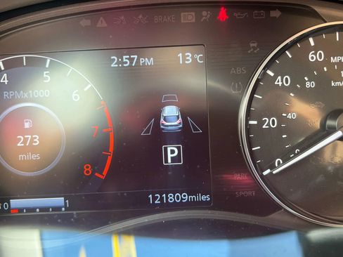 Used 2022 Nissan Kicks SV image 13