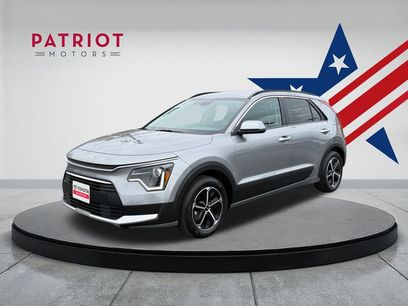 Used 2024 Kia Niro LX