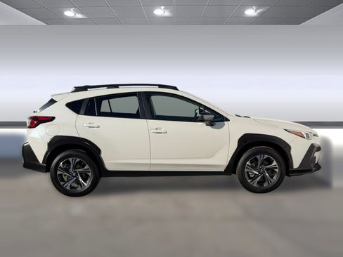 Used 2024 Subaru Crosstrek 2.0i Premium image 6