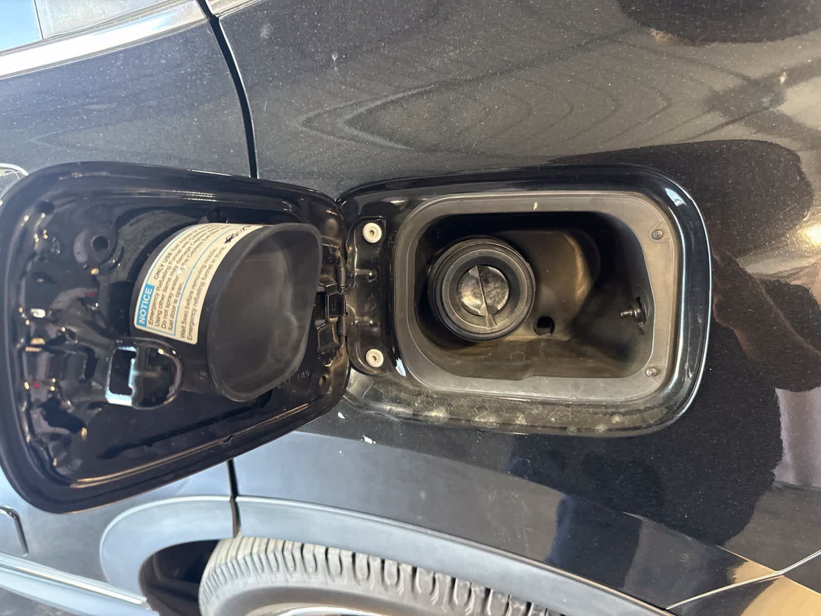 Used 2020 Honda CR-V Touring image 11