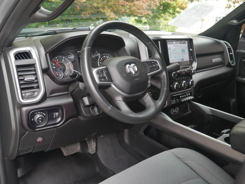 Used 2024 RAM 3500 Big Horn w/ Towing Technology Group AWD/4WD image 4
