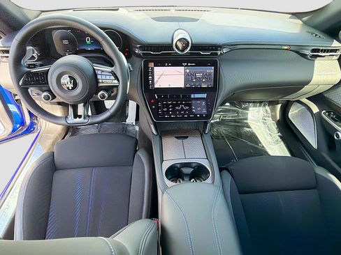 New 2025 Maserati GranTurismo Folgore image 16