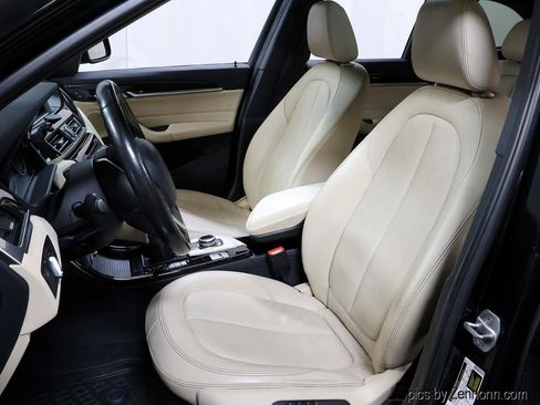 Used 2016 BMW X1 xDrive28i image 11