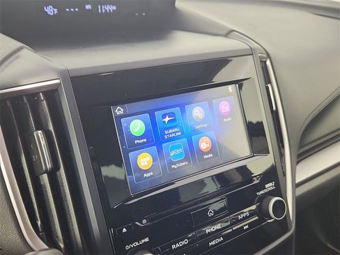 Used 2023 Subaru Forester Premium image 19