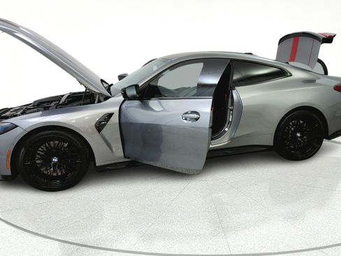 Used 2025 BMW M4 Coupe w/ Executive Package RWD image 11