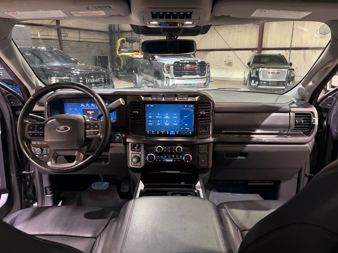 Used 2024 Ford F250 Lariat w/ Sport Appearance Package AWD/4WD image 29