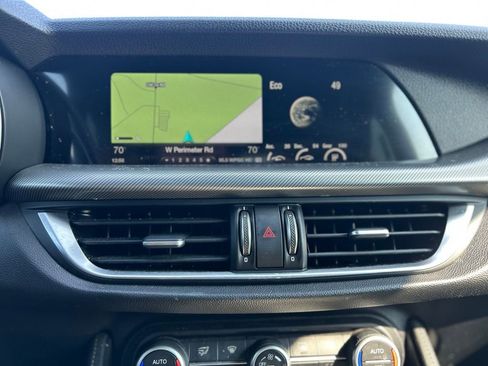 Used 2018 Alfa Romeo Stelvio Ti Sport image 26