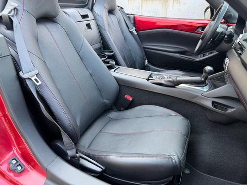 Used 2016 MAZDA MX-5 Miata Grand Touring RWD image 18