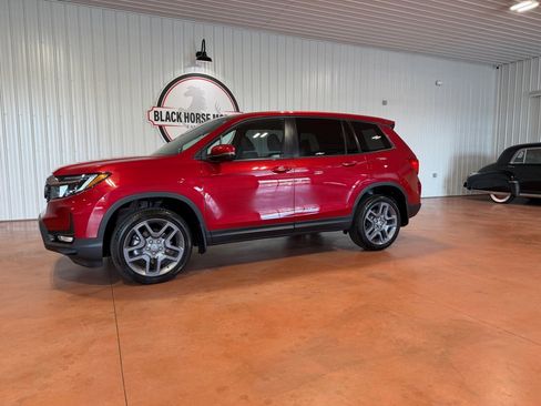 Used 2023 Honda Passport EX-L image 4