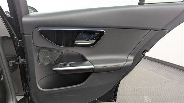 Used 2025 Mercedes-Benz C 300 Sedan image 21