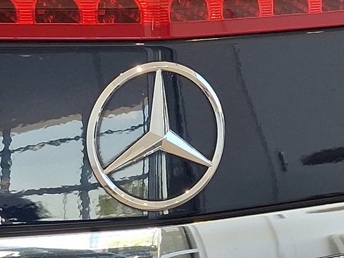 Used 2016 Mercedes-Benz E 400 Cabriolet image 34