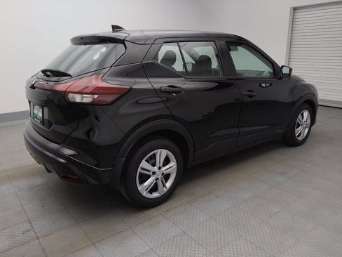 Used 2021 Nissan Kicks S FWD image 10
