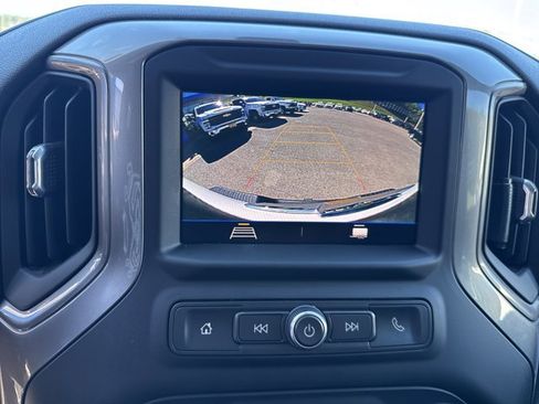 Used 2023 Chevrolet Silverado 2500 Custom w/ Custom Value Package image 25