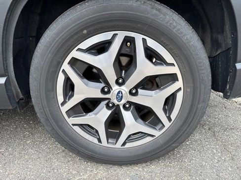 Used 2024 Subaru Forester Premium AWD/4WD image 20