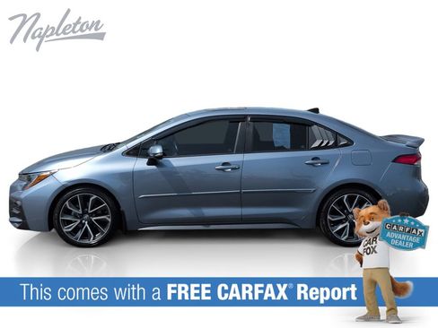 Used 2022 Toyota Corolla SE w/ SE Premium Package FWD image 2