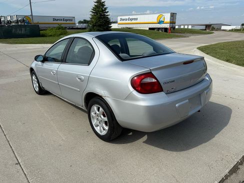Used 2005 Dodge Neon SXT FWD image 5