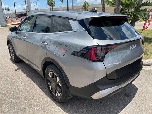 New 2026 Kia Sportage LX FWD image 5