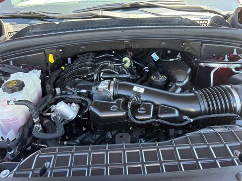 Used 2025 Jeep Grand Cherokee Laredo X w/ Trailer Tow Package image 49