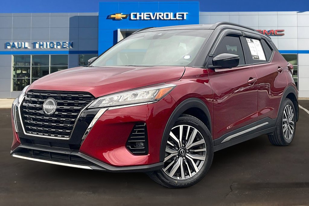 Used 2024 Nissan Kicks SR FWD image 3